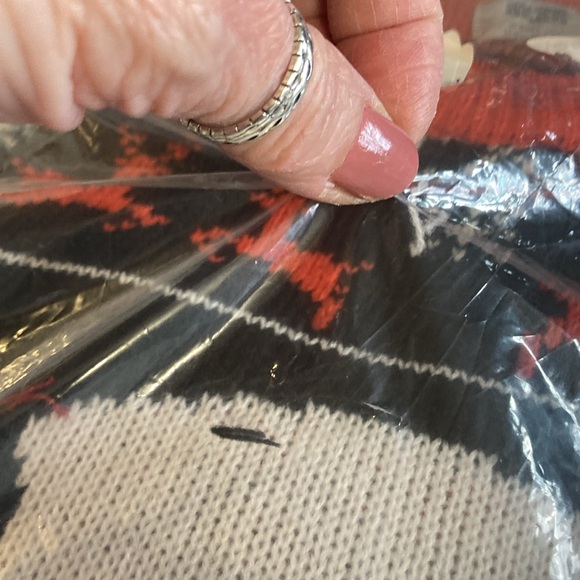 NIP Walking dead ugly sweater size XL , never worn . See pictures - Picture 5 of 8